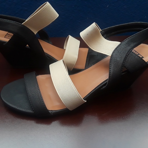 Shoes - Wedges Shoes - Wedges